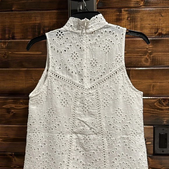 Lioness Tunic - Picture 7 of 12